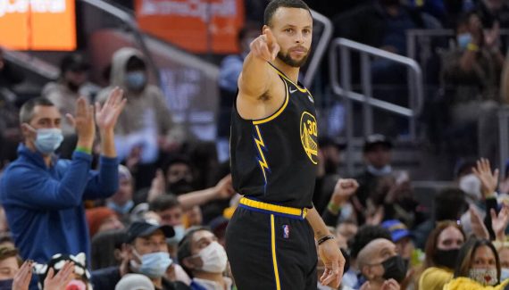 Video |  Stephen Curry’s record-breaking 3-point shot |  NBA