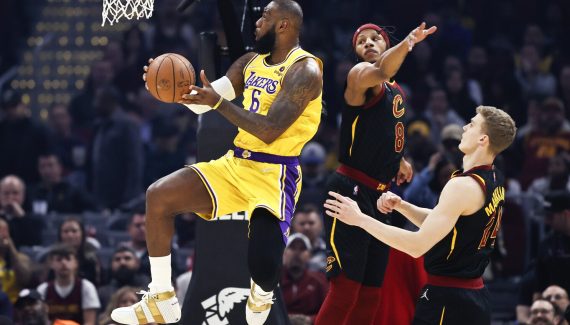 Cavs — Lakers : LeBron James reste le Roi de Cleveland