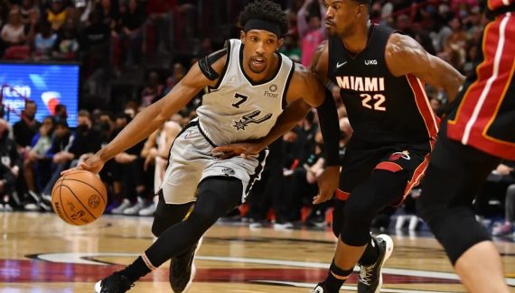 Josh Richardson mentor malgré lui à San Antonio