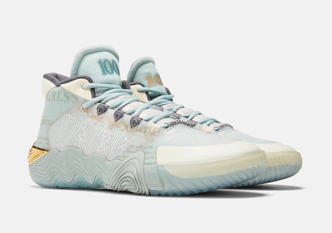 De nouveaux cliches de la KAWHI II de New Balance Basket USA