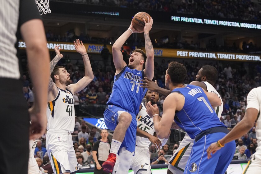 Dallas enfonce le Jazz pour prendre la 4e place l Ouest Basket USA