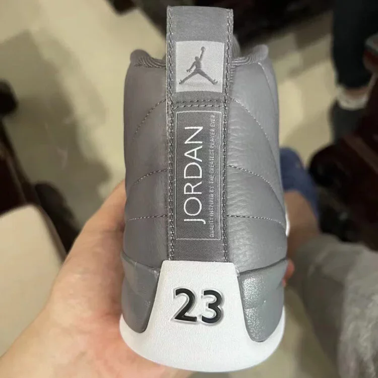 La Air Jordan 12