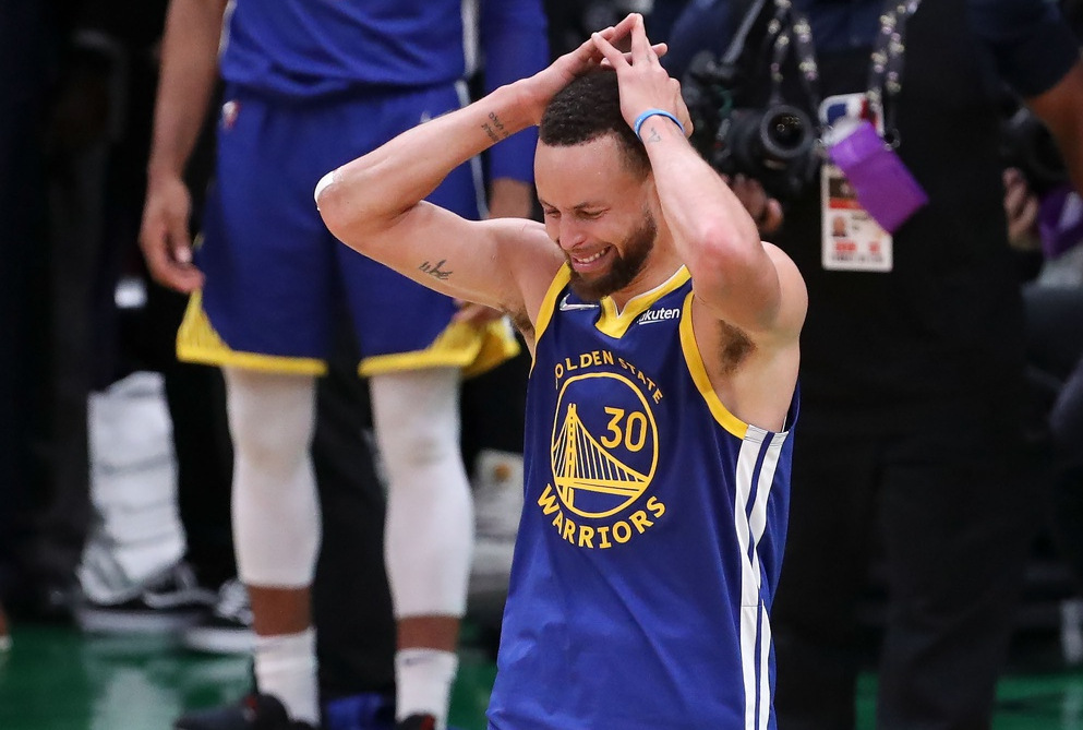 Le MVP de la nuit | Les larmes de Stephen Curry • Basket USA