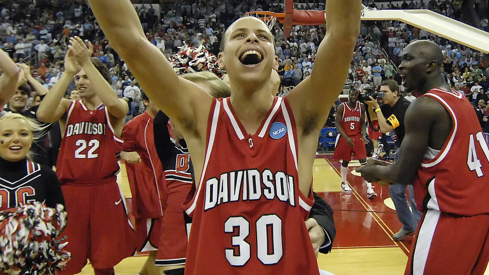 L'université de Davidson va retirer le maillot de Stephen Curry