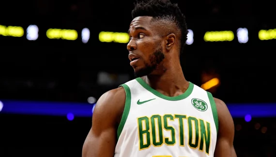 Semi Ojeleye va in Italia