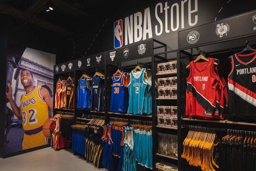 NBA Gear à Boutique NBA - Le . Un magasin, chaque