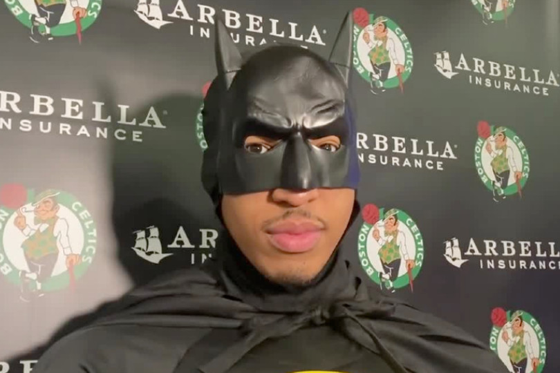 Grant Williams ne lâche pas son costume de « Batman » | NBA