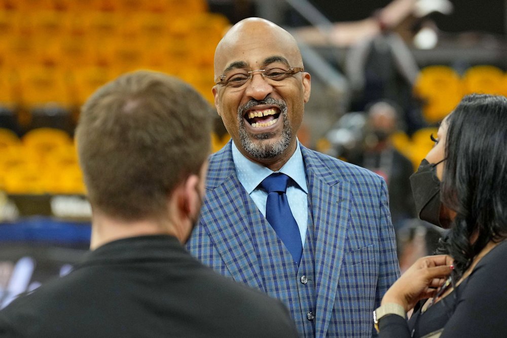 Orlando Magic's Dennis Scott inducted into Hall of Fame