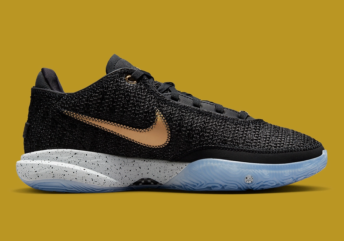 LeBron 20