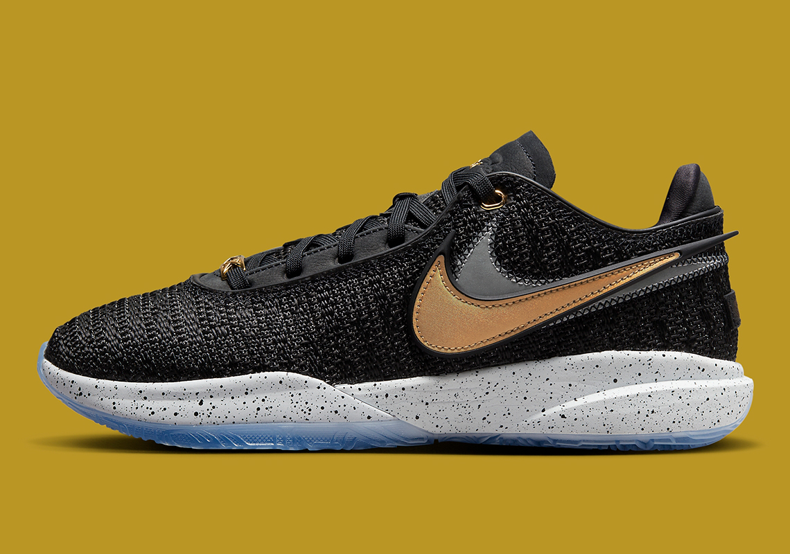 LeBron 20