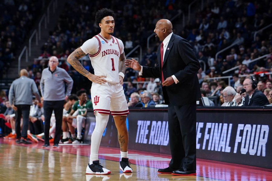 "Freshman" surdoué, Jalen Hood-Schifino et Mike Woodson