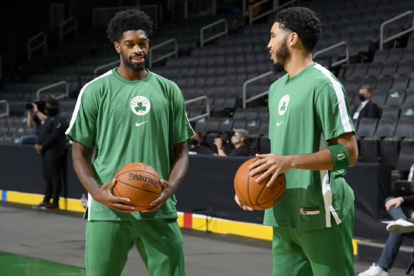 Amile Jefferson