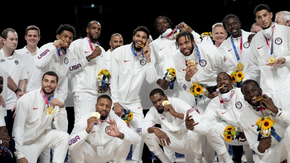 L'équipe de basket-ball du BC Olne à nu pour l'édition 2024 de son