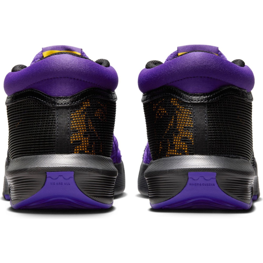 LeBron Witness 8
