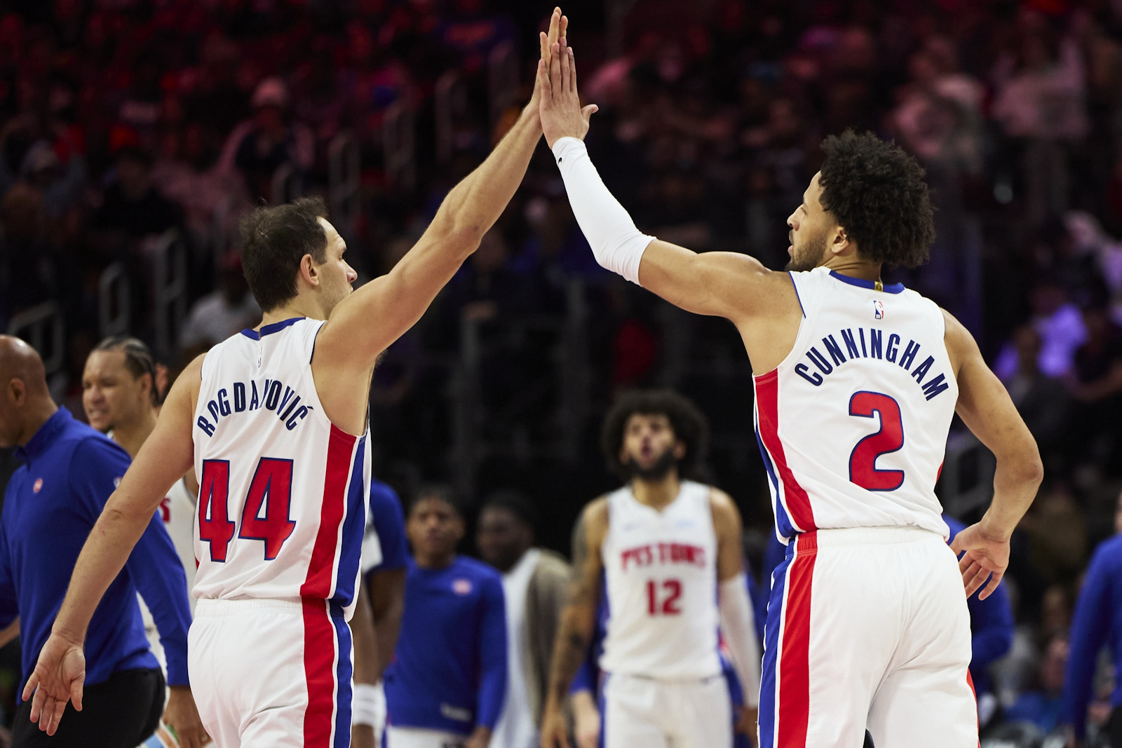 Pistons