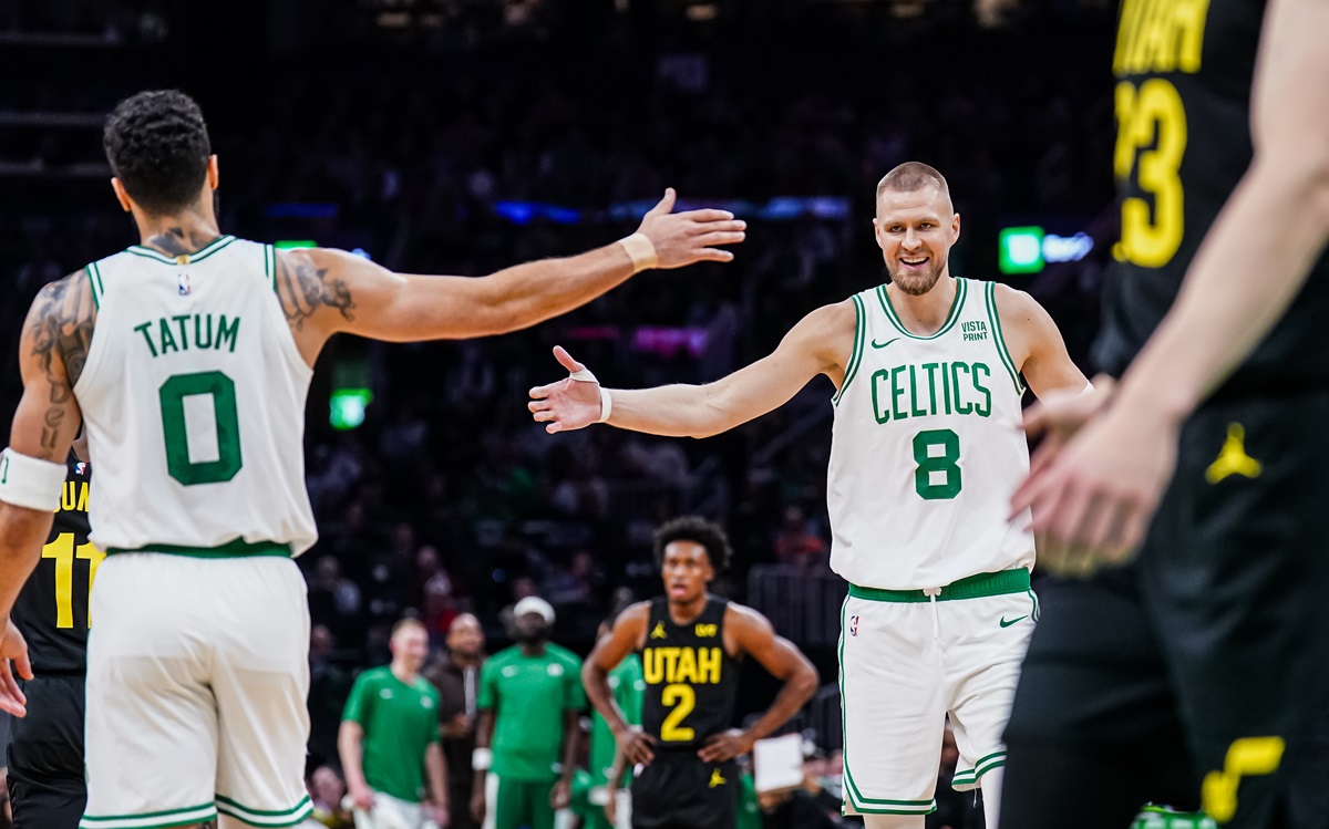 Kristaps Porzingis et Jayson Tatum