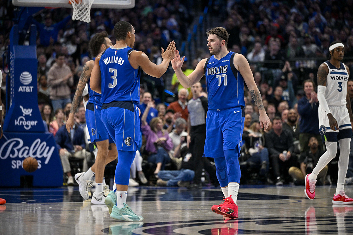 Luka Doncic et Grant Williams