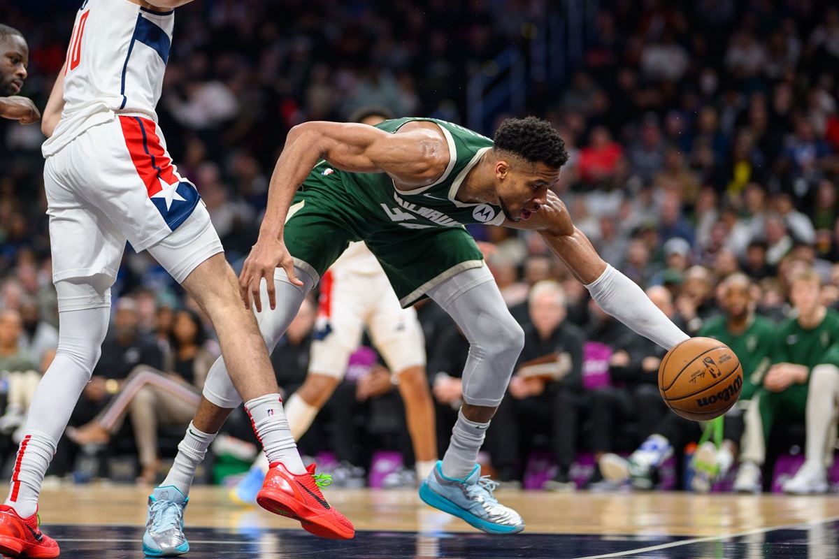Giannis Antetokounmpo Bucks