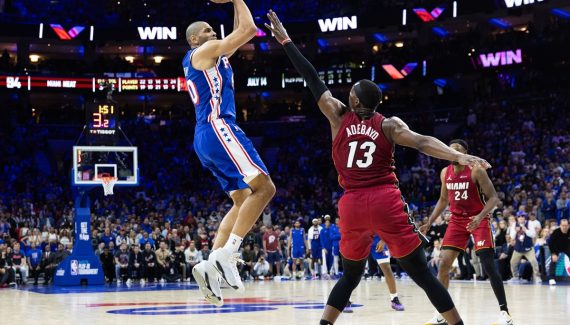 Héros du soir, Nicolas Batum envoie les Sixers en playoffs !