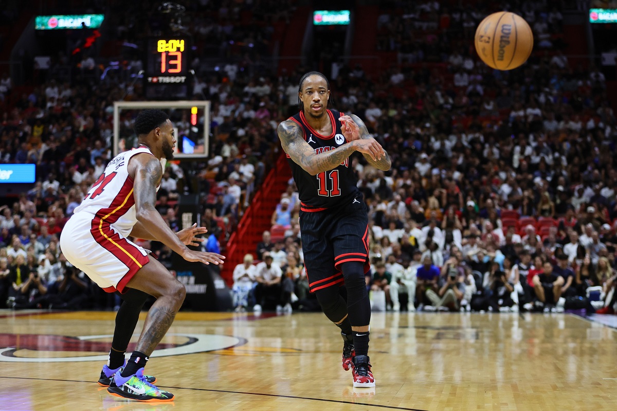 DeMar DeRozan, Chicago Bulls, contra o Miami Heat pelo Play-in (Foto: Sam Navarro-USA TODAY Sports)