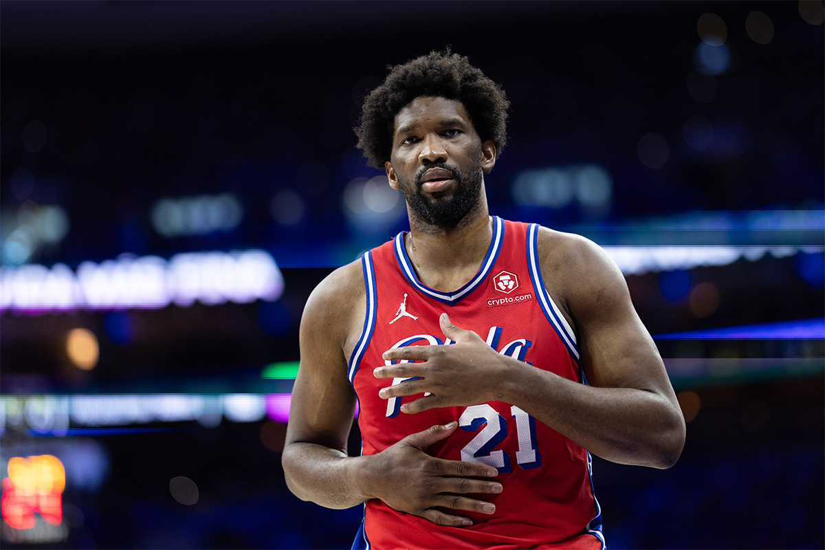Joel Embiid et les fans des Knicks