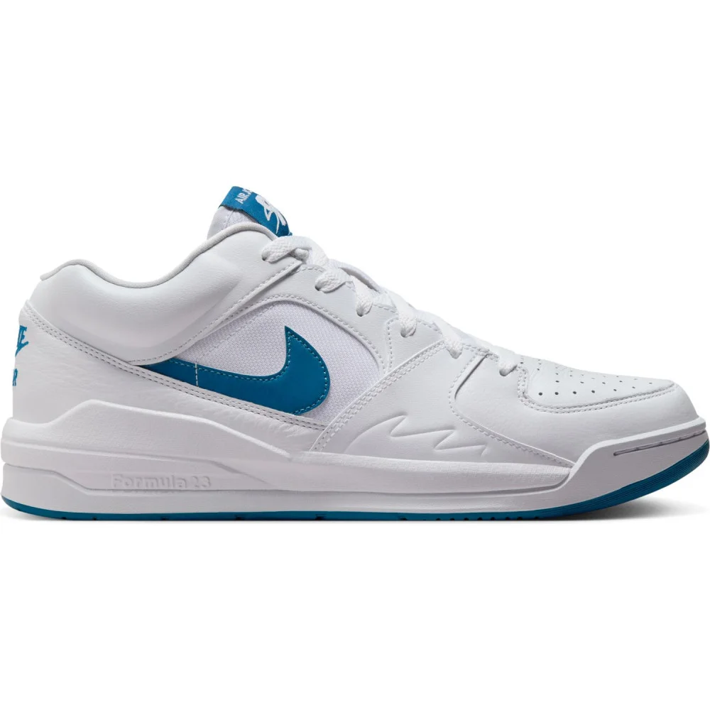 la Jordan Stadium 90 est disponible en neuf coloris sur Basket4Ballers notamment avec cette version « White Blue ».