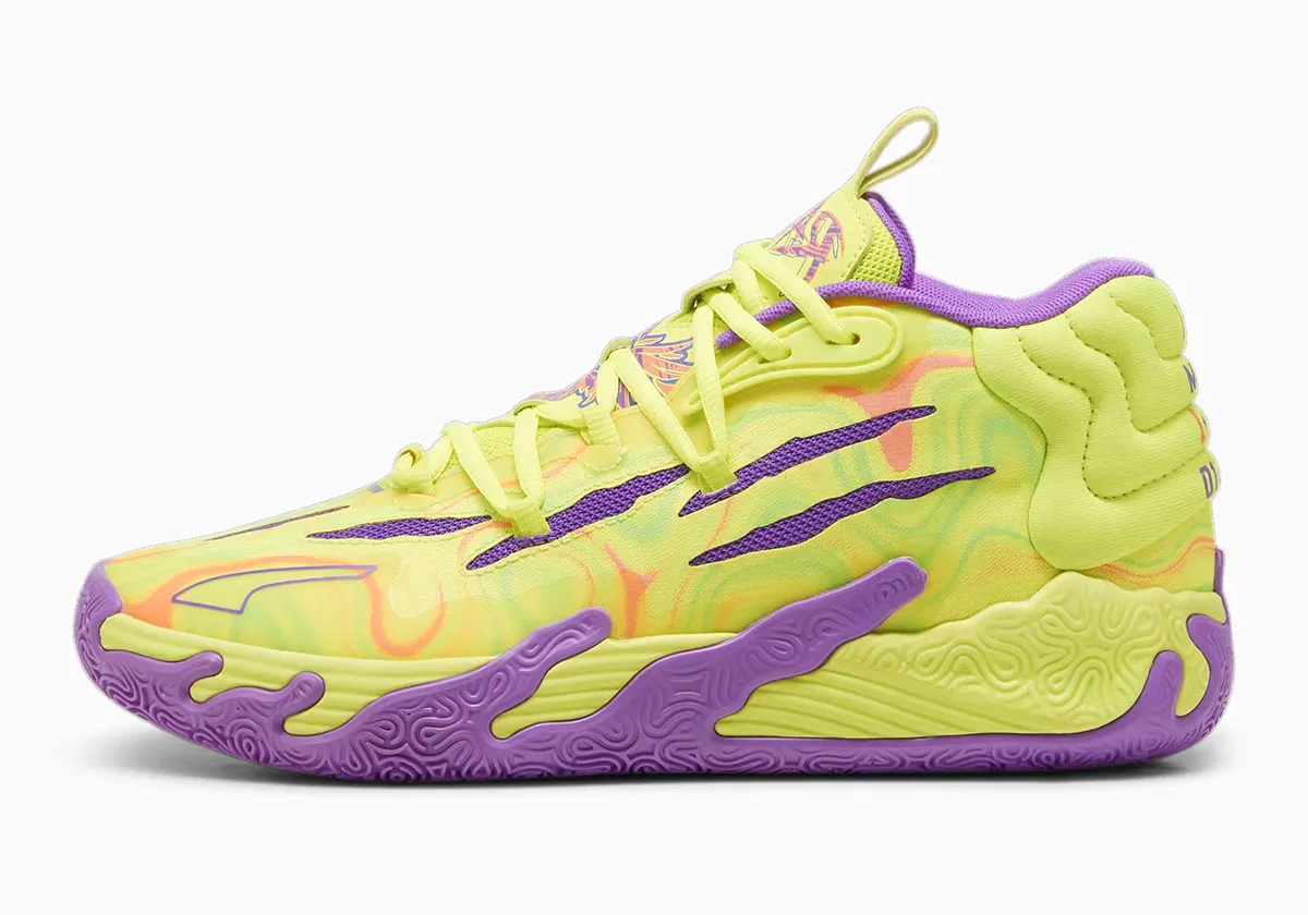 Le meneur des Hornets met à l'honneur les Sparks, l'équipe WNBA de sa ville natale avec ce coloris mêlant violet, jaune, vert et orange.