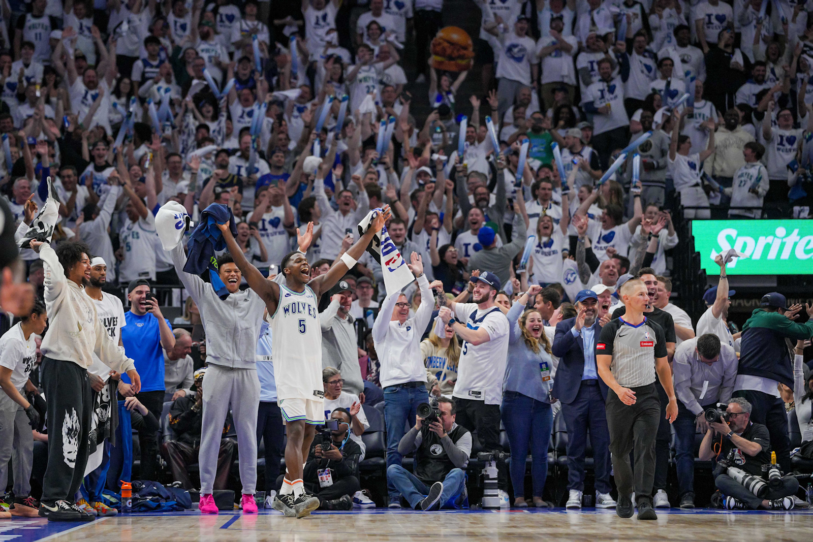 wolves Game 7