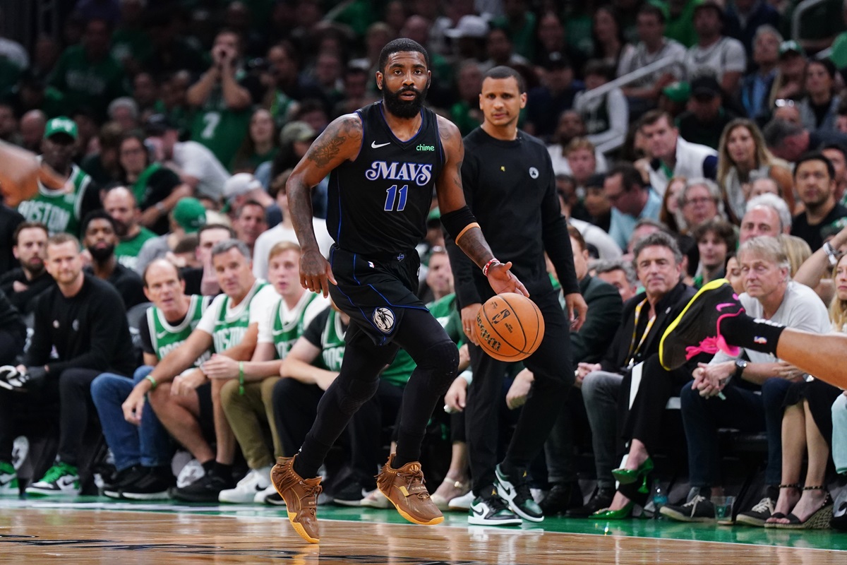 Kyrie Irving Mavericks
