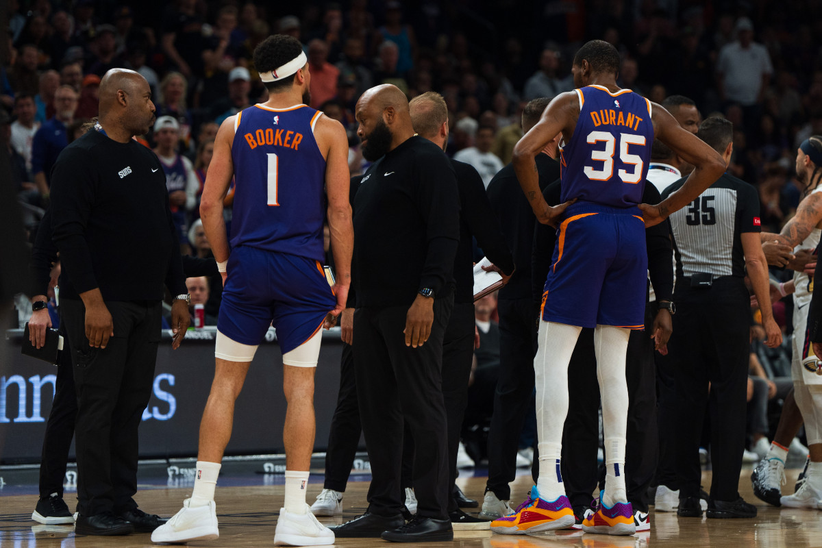 Devin Booker, Kevin Durant et les Suns