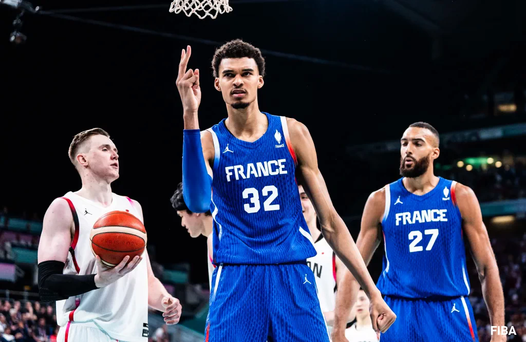 Victor Wembanyama et les Bleus face à l'Allemagne