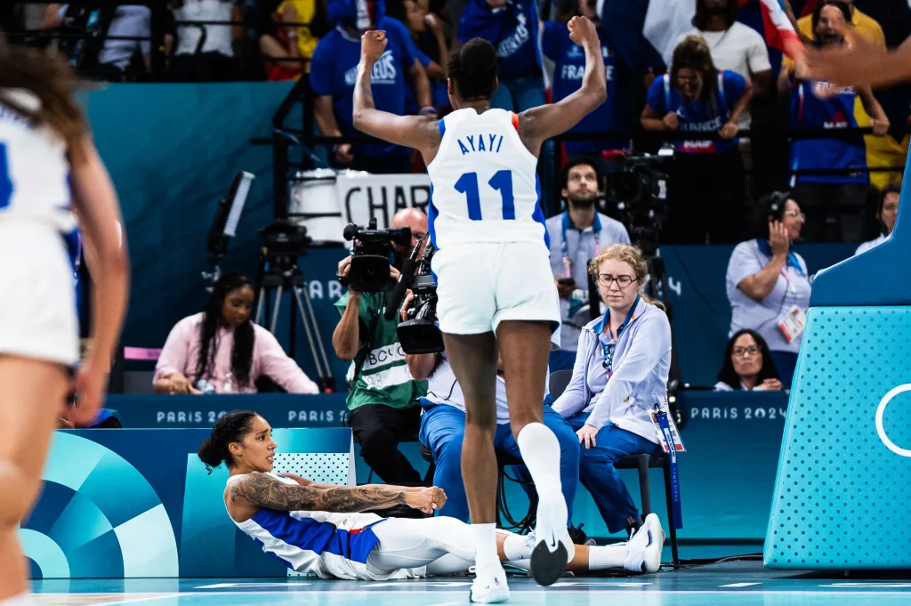 Valériane Ayayi
