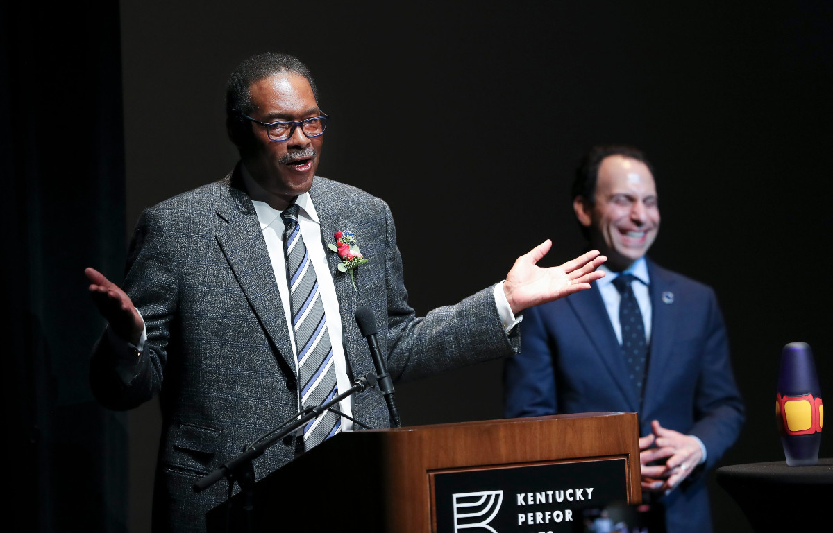 Junior Bridgeman rachète 10% des Milwaukee Bucks