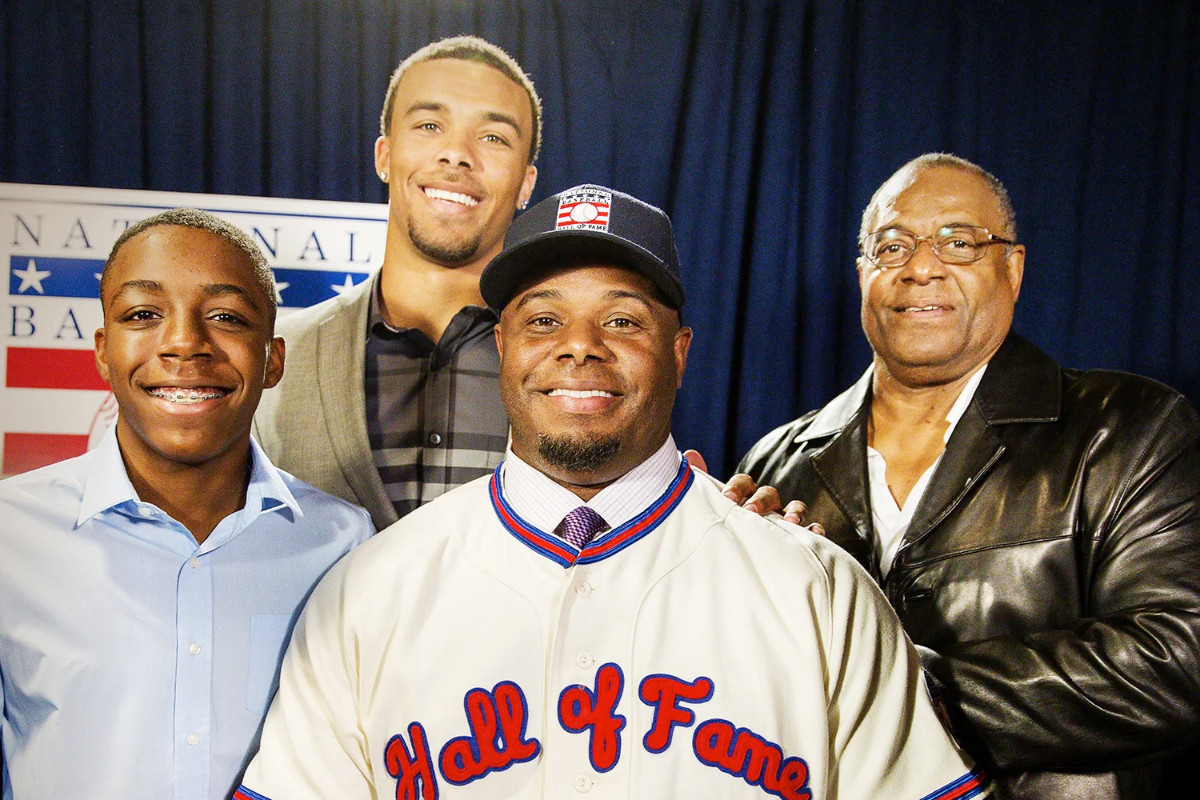 Ken Griffey Sr. et Ken Griffey Jr. ont joué ensemble en MLB