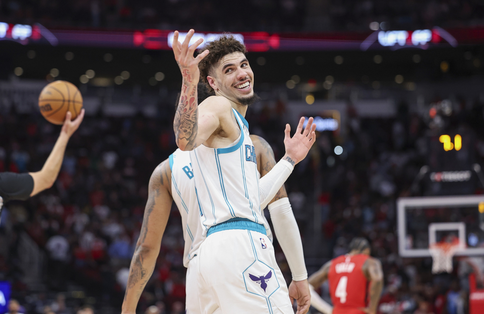 Lamelo ball Hornets