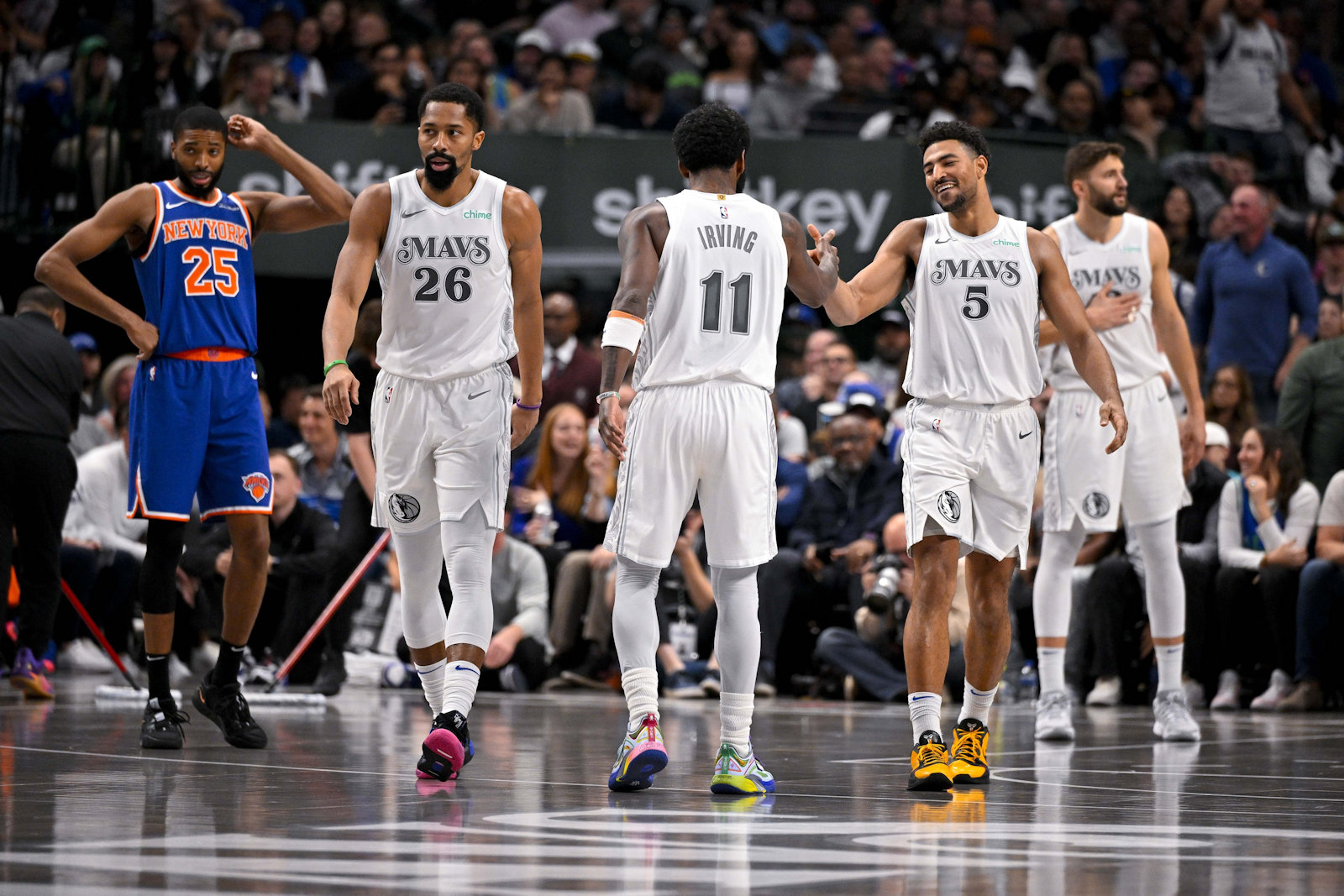 Kyrie Irving mavericks