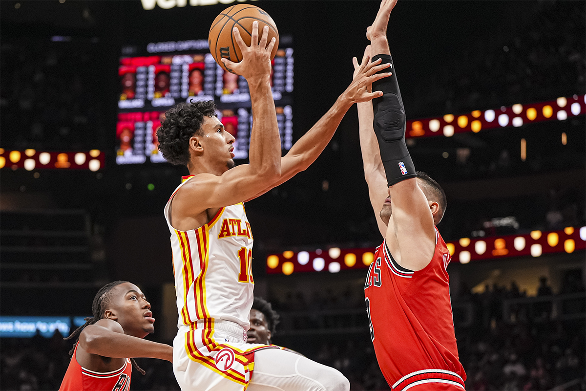 Zaccharie Risacher avec les Hawks