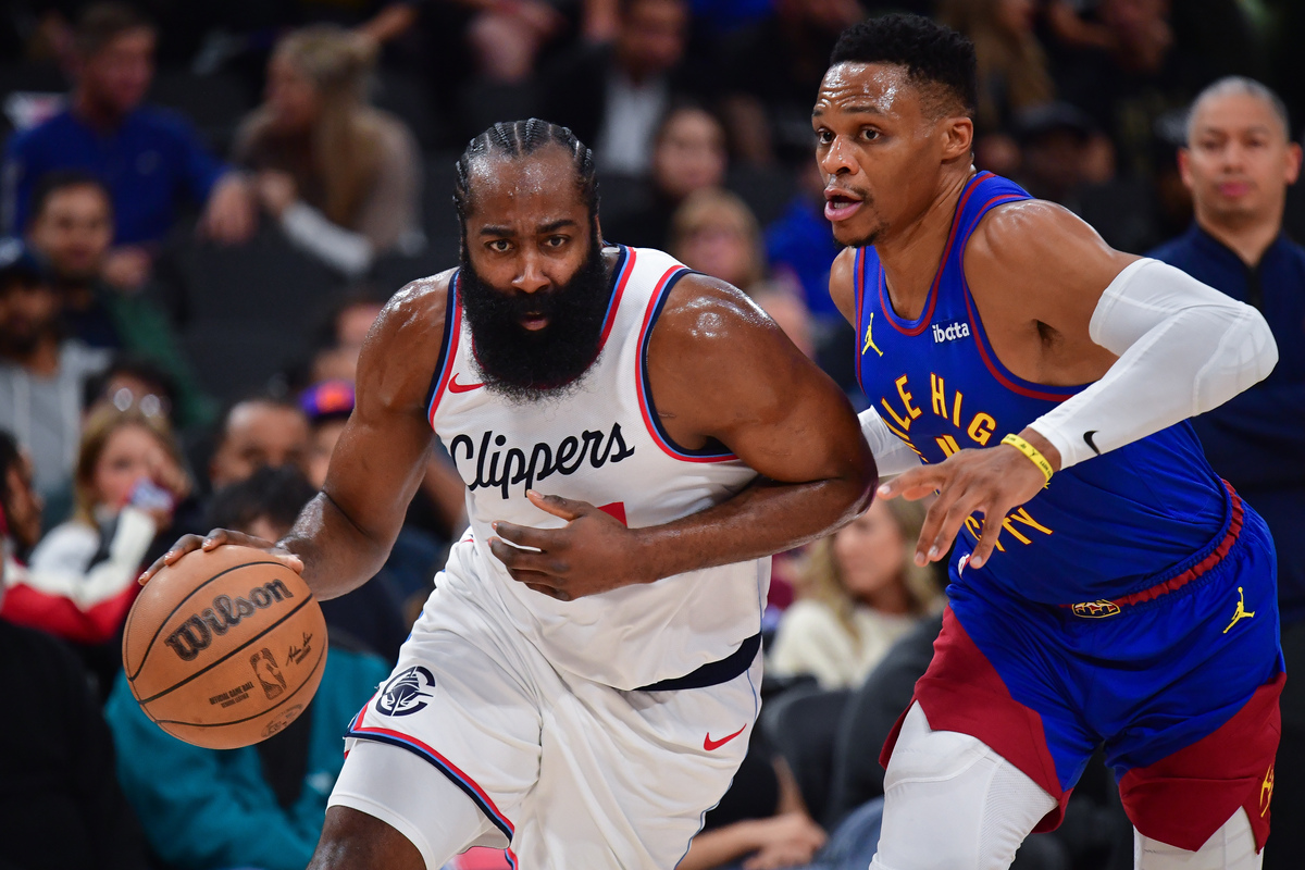 James Harden face aux Nuggets