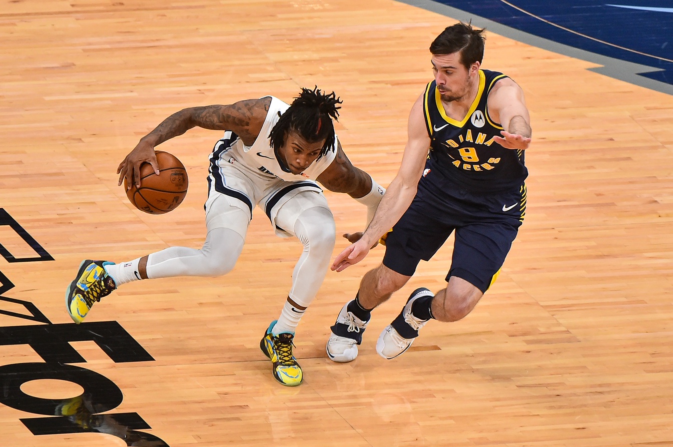Ja Morant TJ MConnell