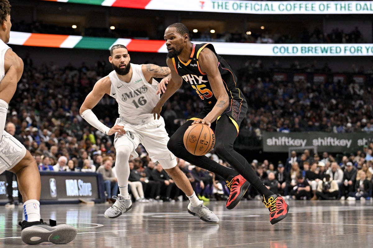 Kevin Durant (Suns) contre les Mavericks