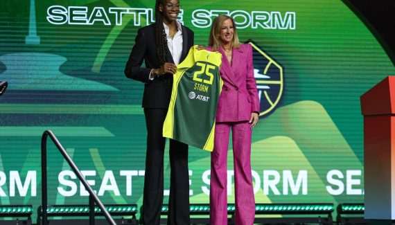 WNBA | Aux côtés de Gabby Williams, Dominique Malonga prend ses marques à Seattle
