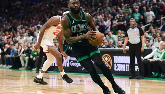 Les Celtics giflent les Knicks pour décrocher un Game 6