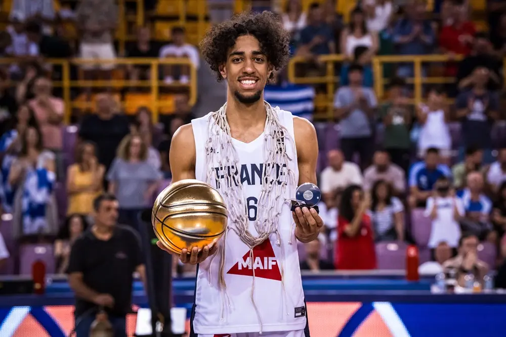 Ilias Kamardine file en NCAA