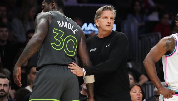 https://www.basketusa.com/wp-content/uploads/2025/06/USATSI_25611880-570x325.jpg
