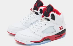 La Air Jordan 5 « Fire Red » de retour pour ses 35 ans