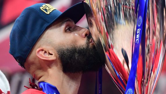 Evan Fournier champion pour sa première saison avec l’Olympiakos