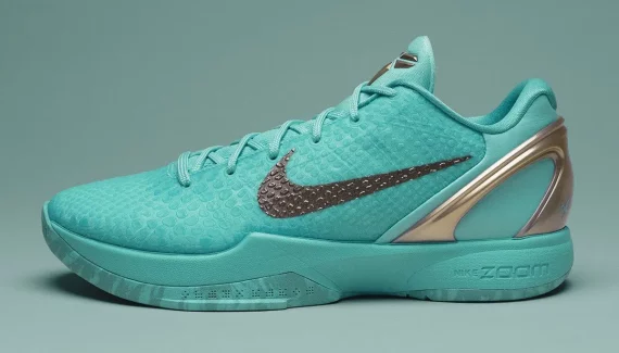 Une Kobe 6 Protro « Statue of Liberty » aux pieds de Jalen Brunson