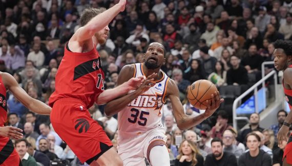 Même pour Kevin Durant, les Raptors ne lâcheront pas Jakob Poeltl
